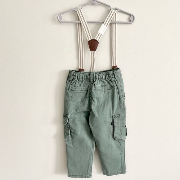 OshKosh Boy Cargo Pants with Detachable Suspenders Size 18 Months - Picture 5 of 6